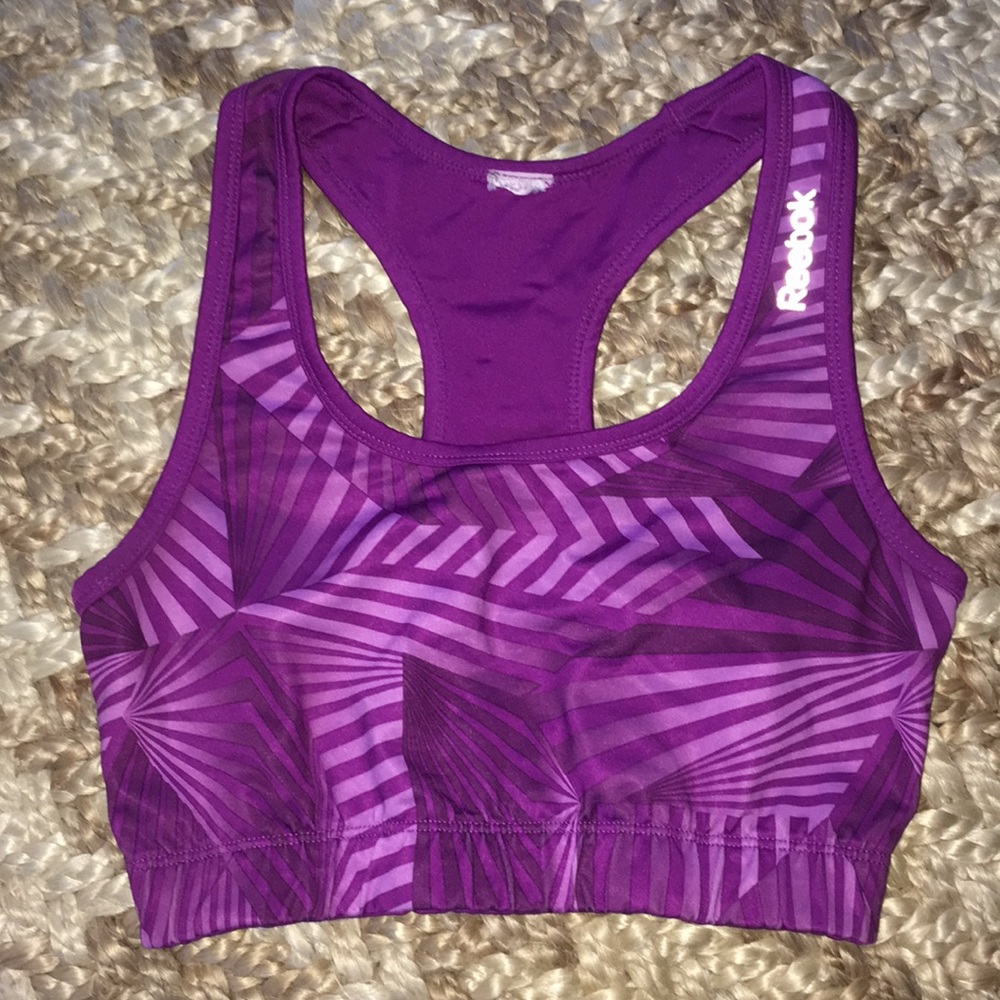 sports bra